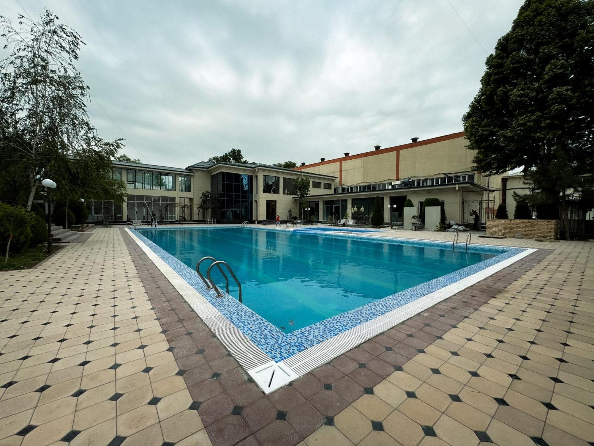 Ziyorat Luxury Hotel Ferganá Exterior foto